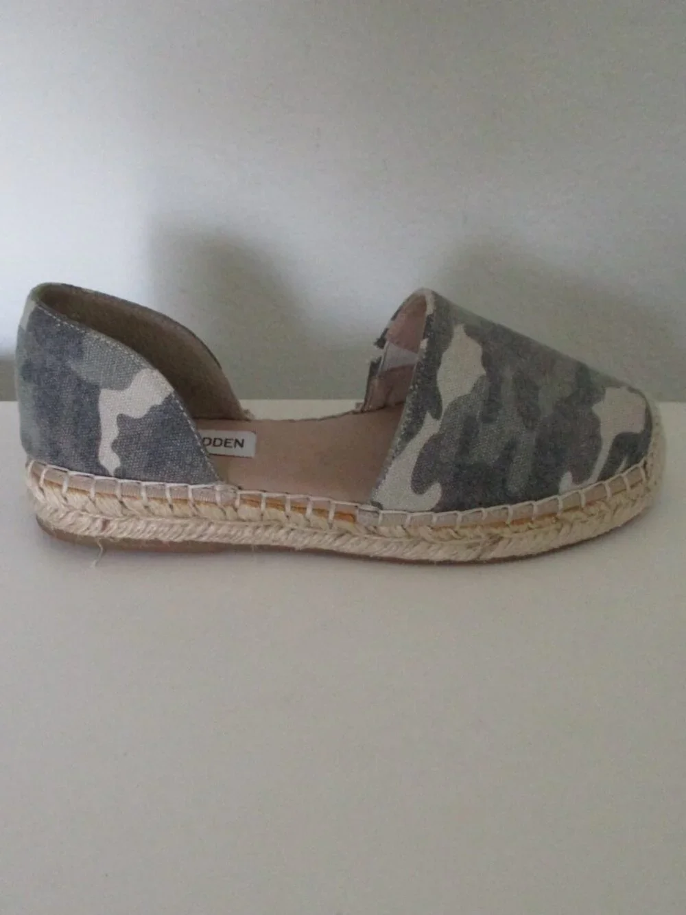 Steve Madden Amethyst Womens Green Camouflage Canvas Flat Espadrille NWOB-5.5M